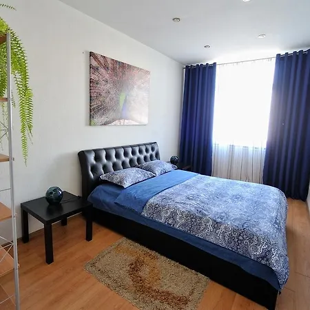 Apartament Visit To